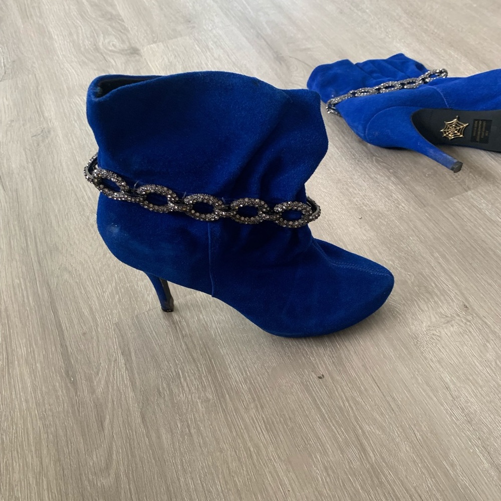 Blue suède booties